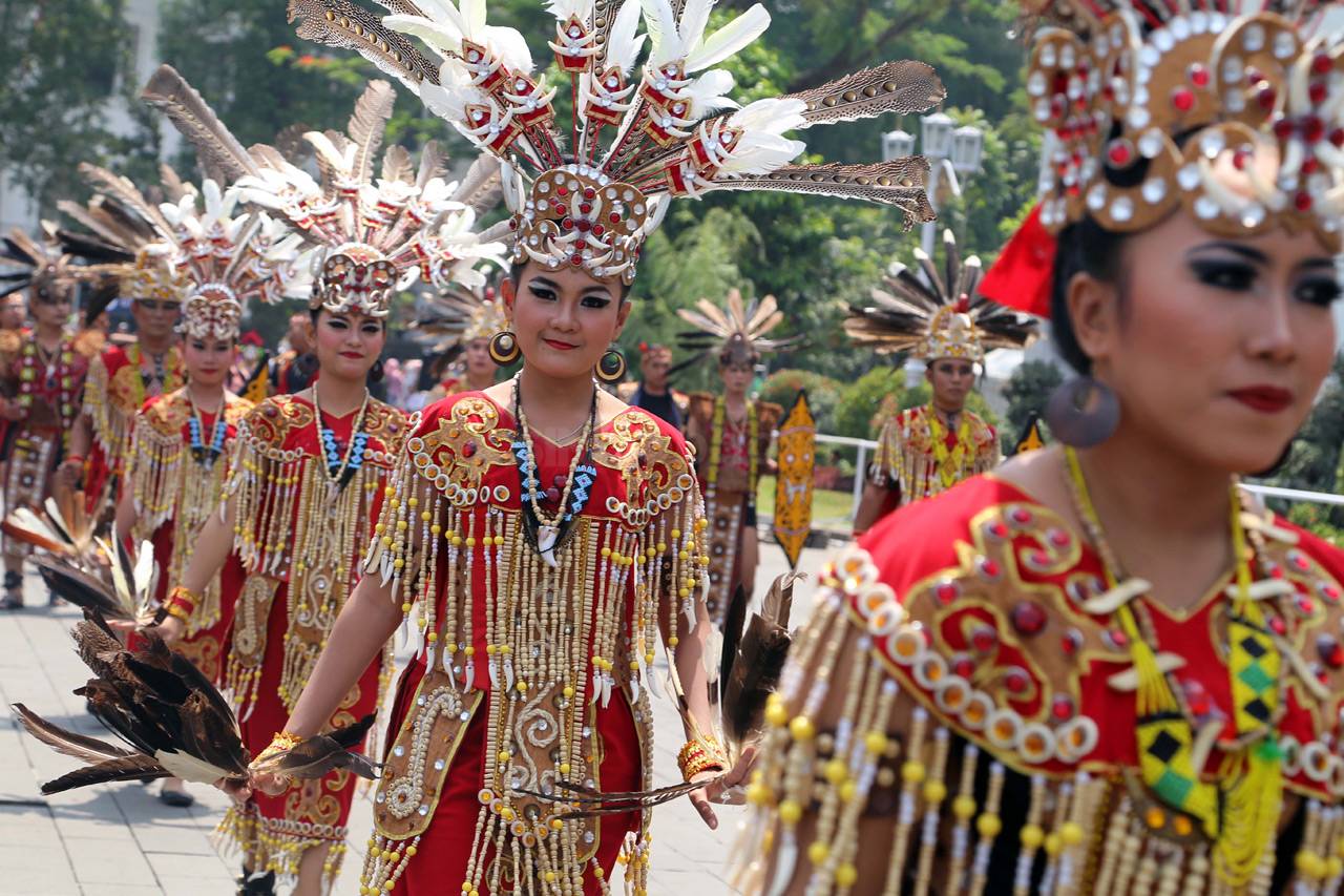 Kemeriahan Karnaval...