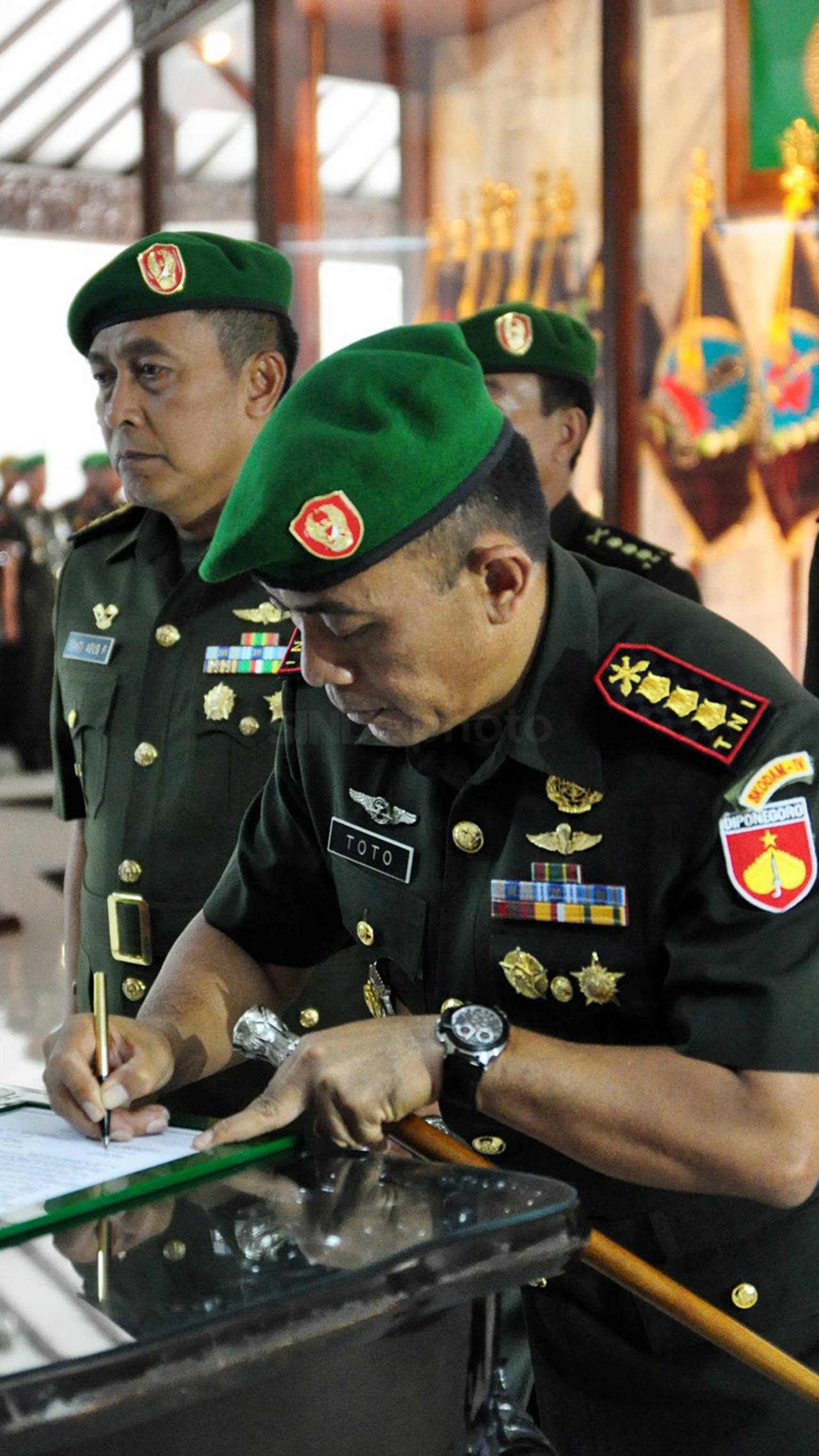 Kolonel Arh Toto Nugroho...