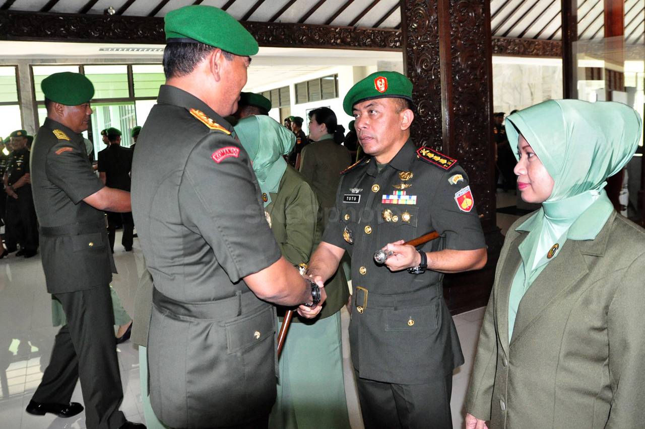 Kolonel Arh Toto Nugroho...