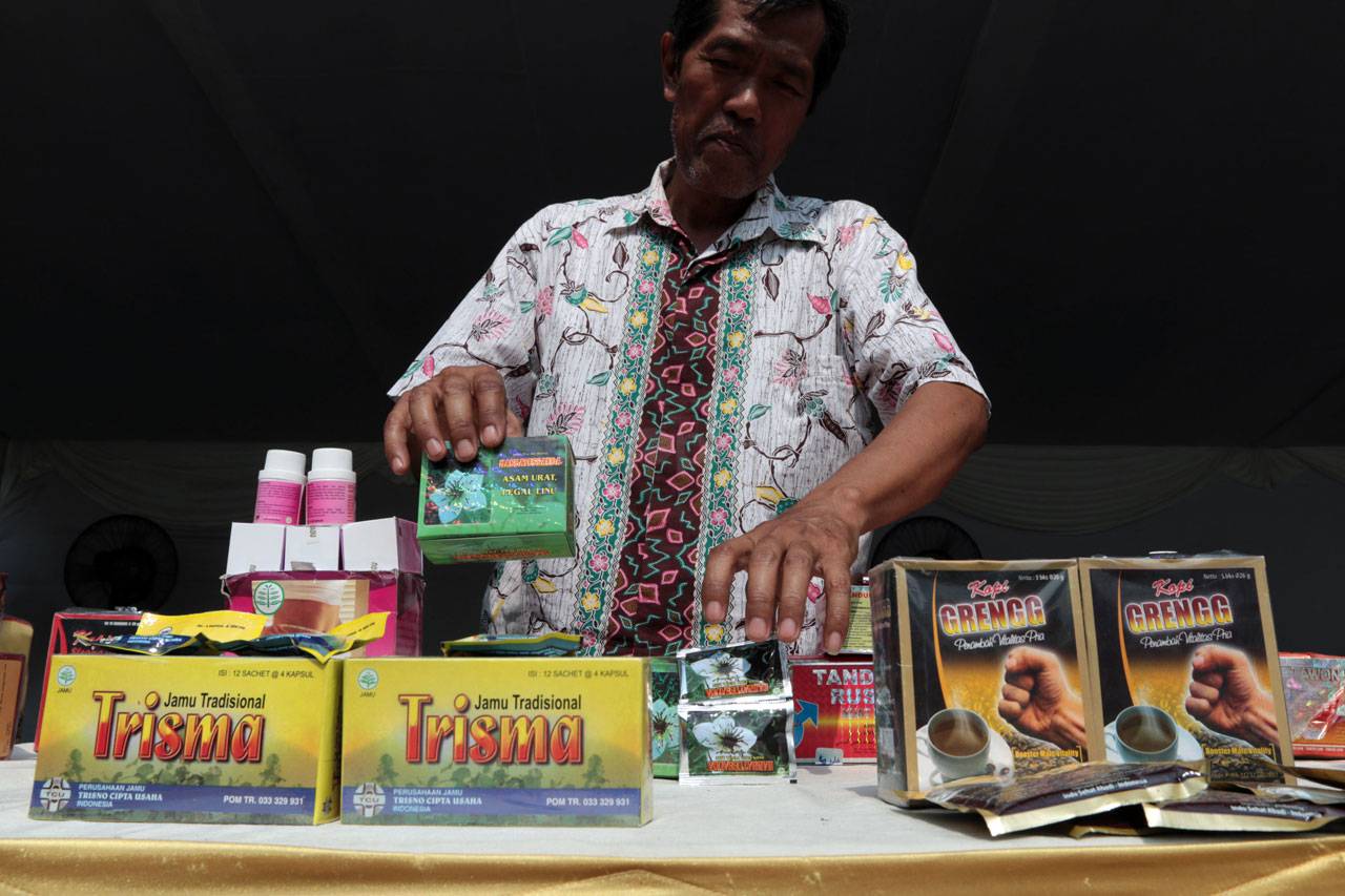 BPOM Musnahkan Obat-Obatan...