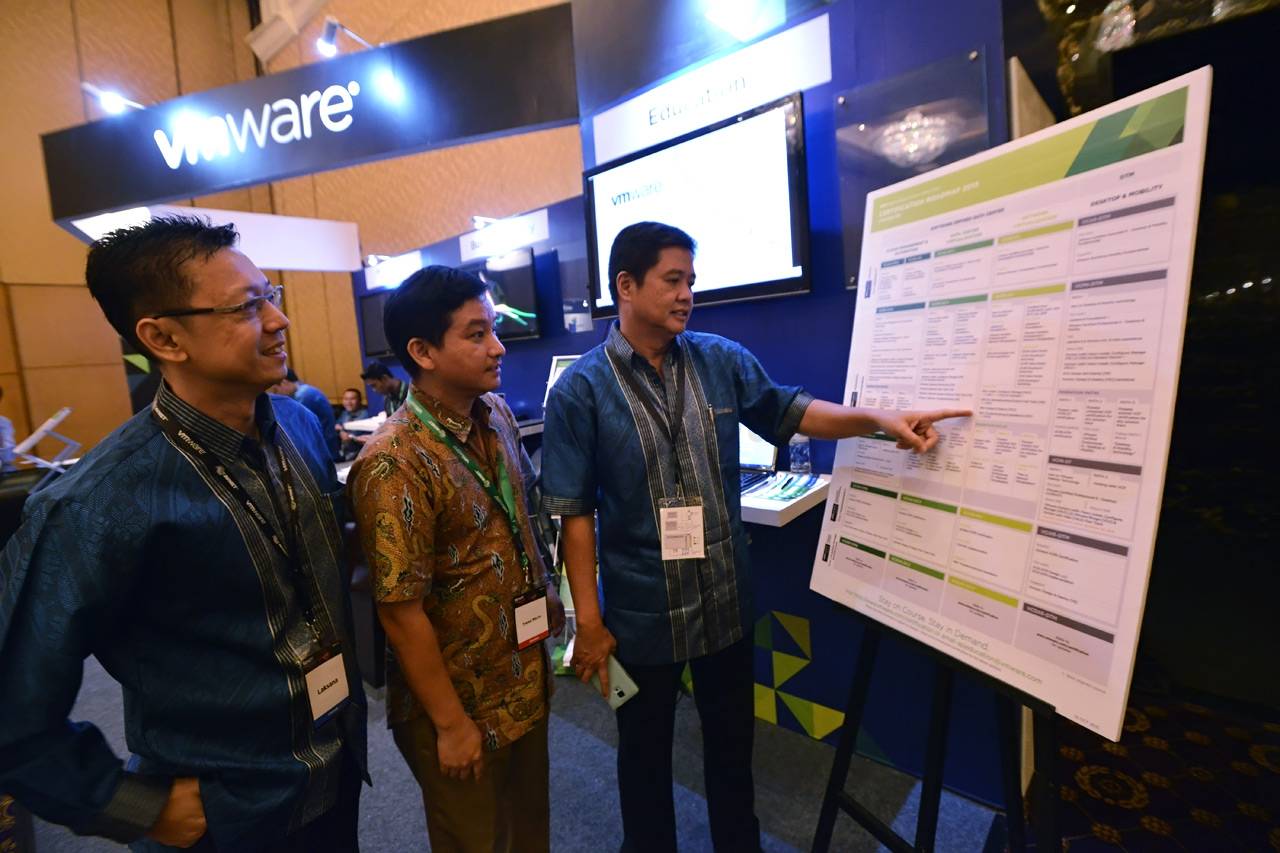 Hybrid Cloud Dorong...