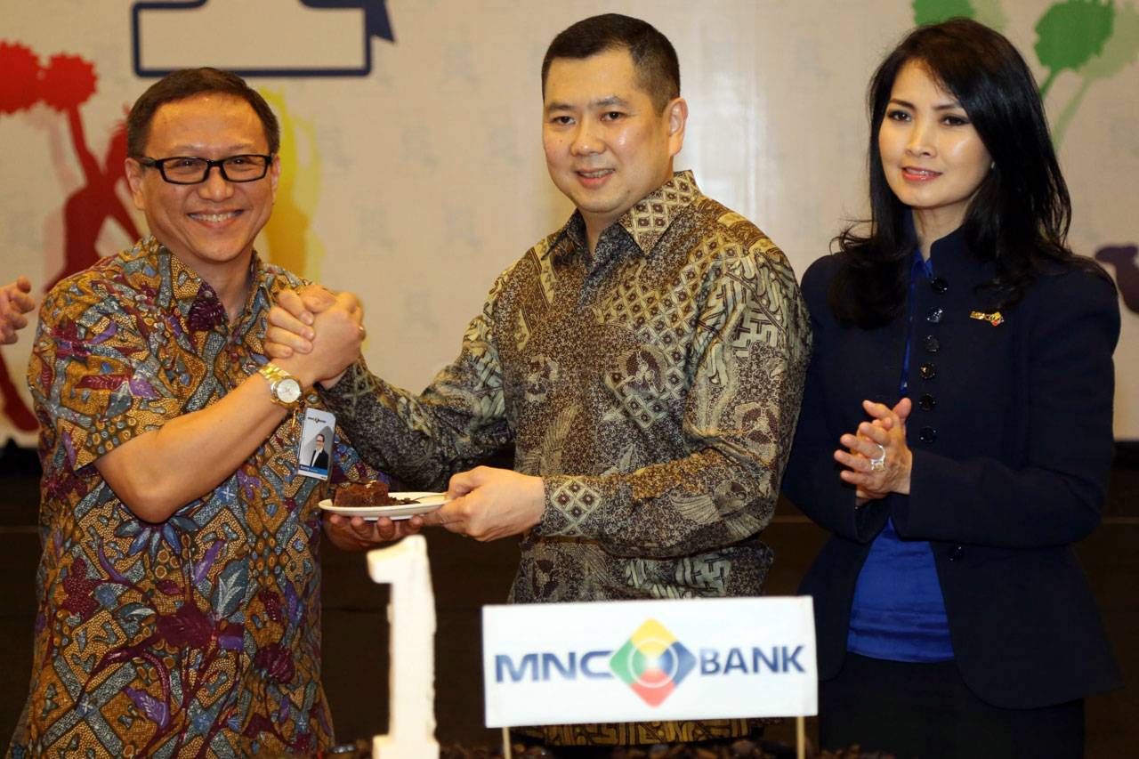 MNC Bank Rayakan Ulang...