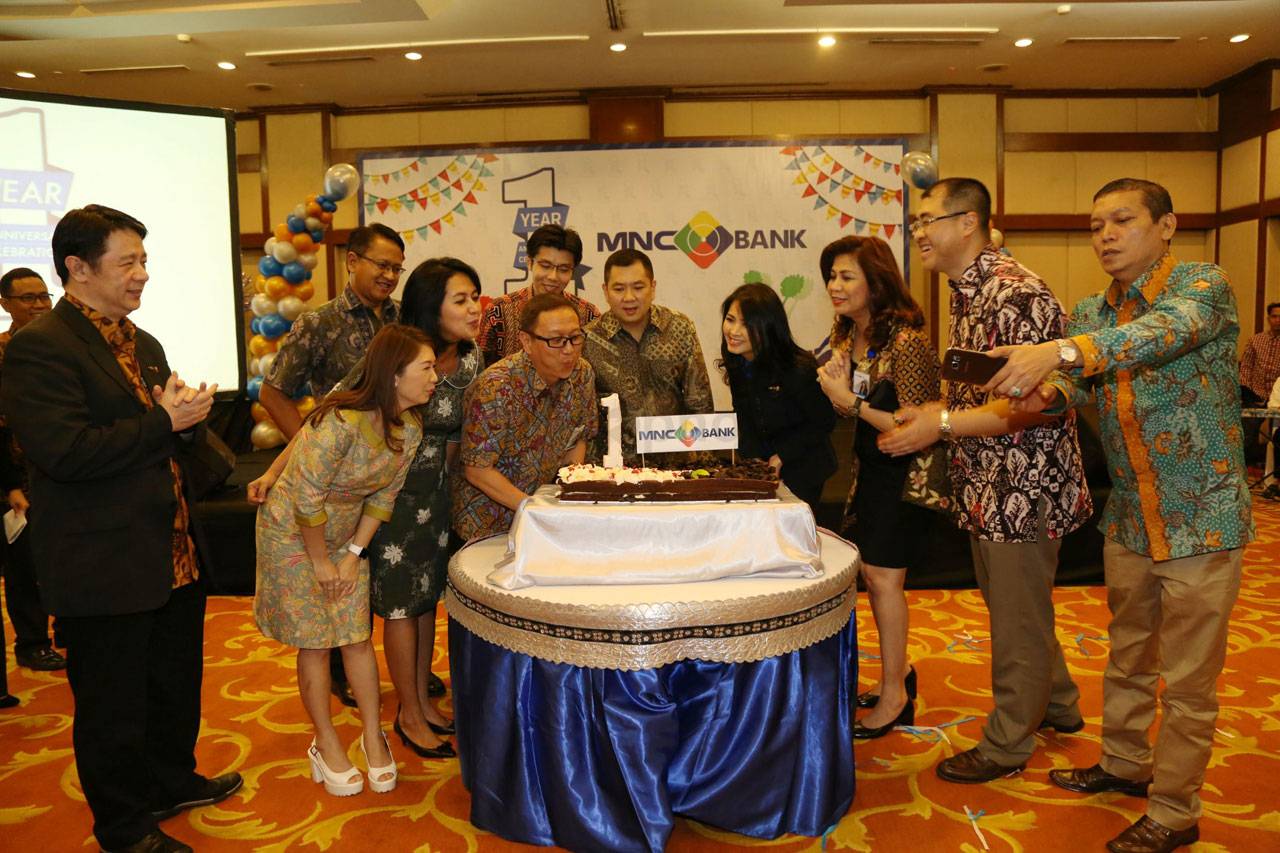 MNC Bank Rayakan Ulang...