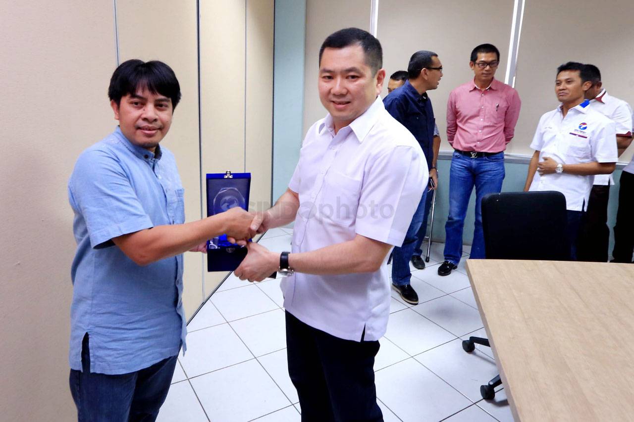 Partai Perindo Kunjungi...