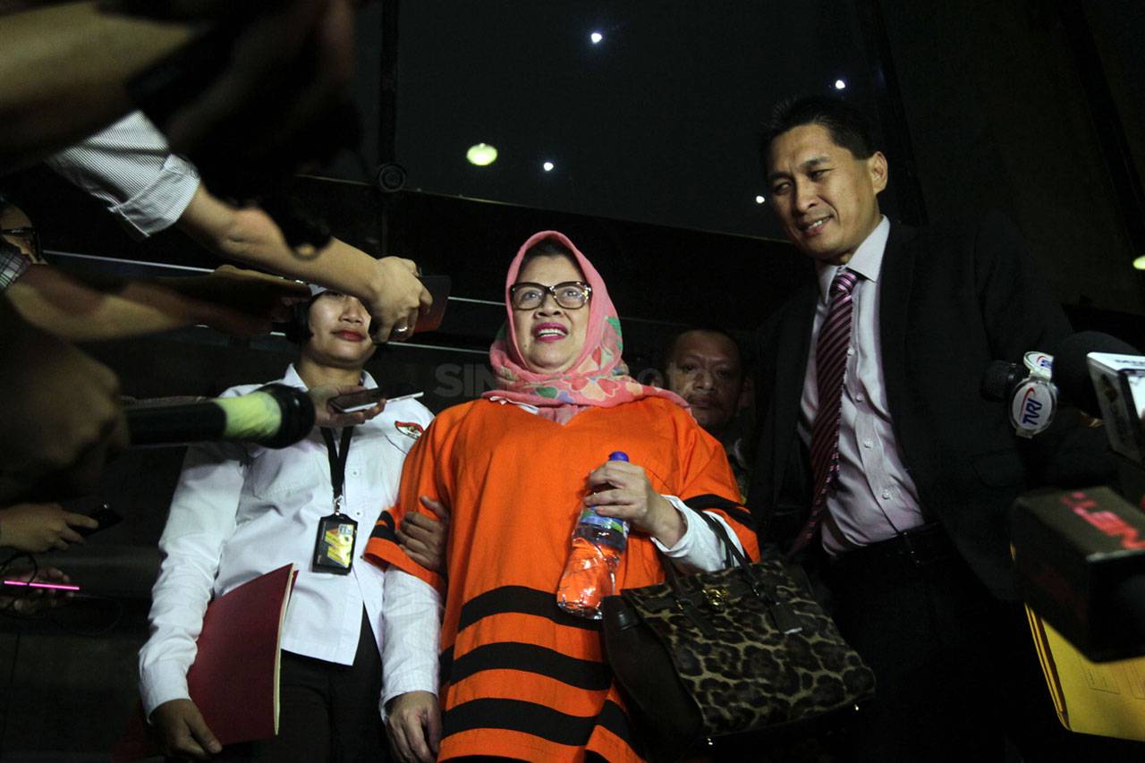 KPK Lanjutkan Pemeriksaan...