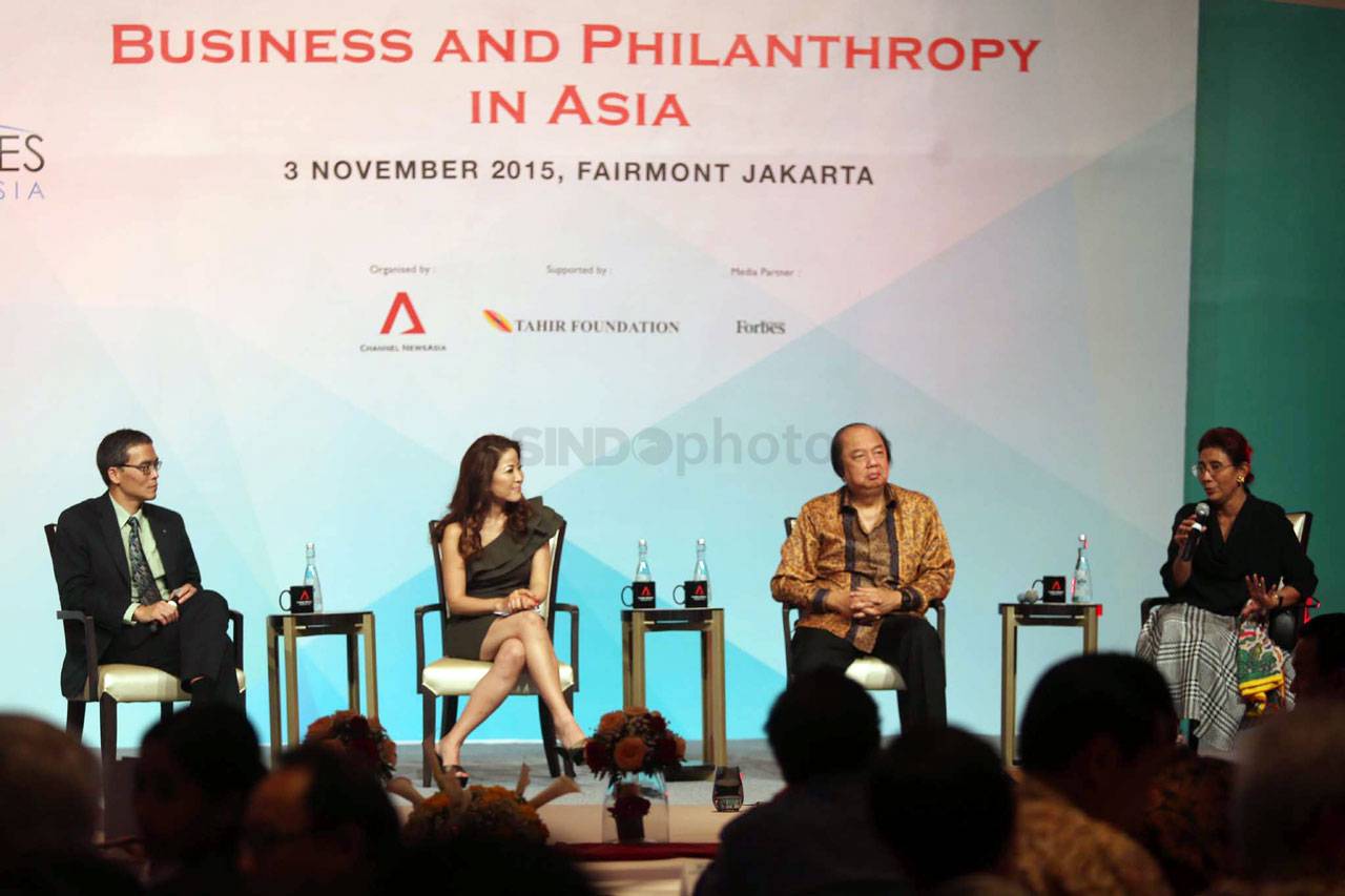 Diskusi Panel Mengubah...