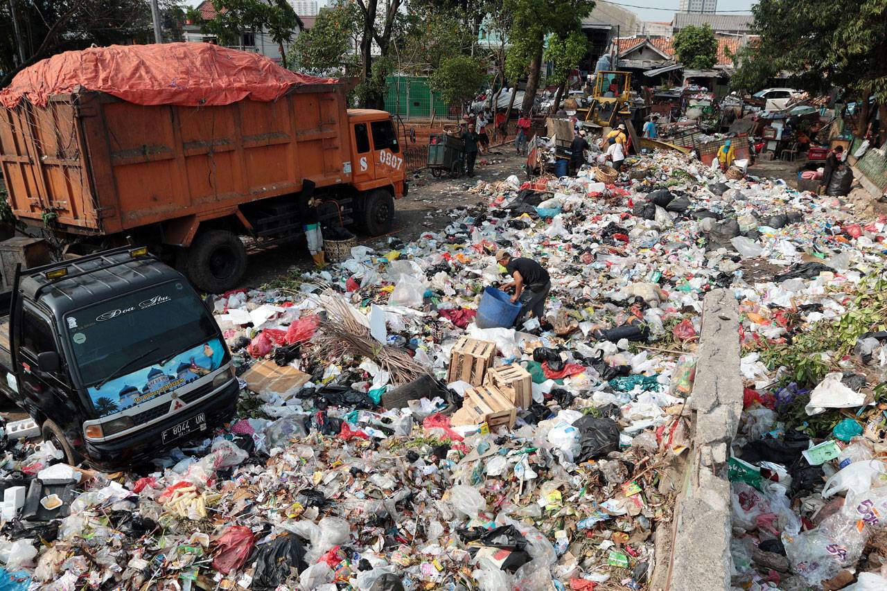 Sampah di Jakarta Menggunung