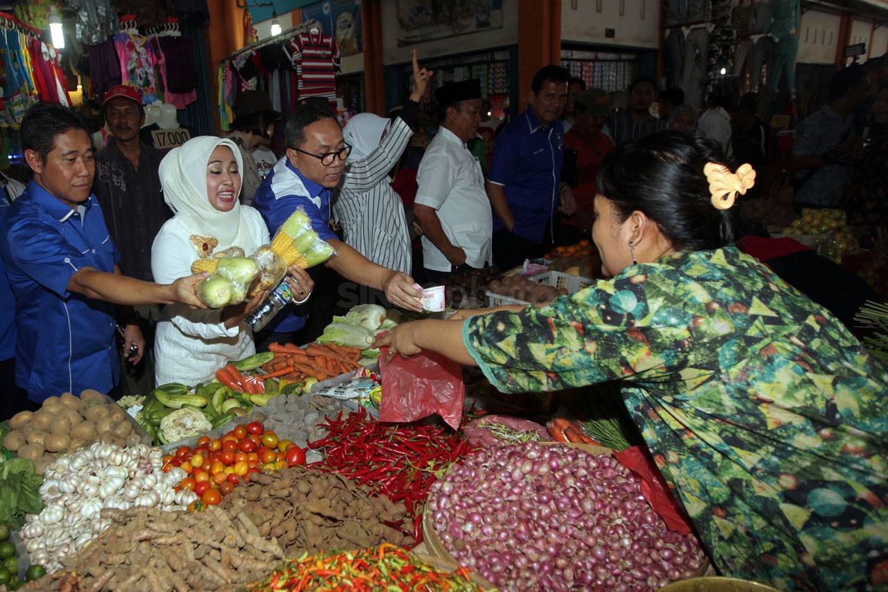 Ke Pasar Babat, Zulkifli...