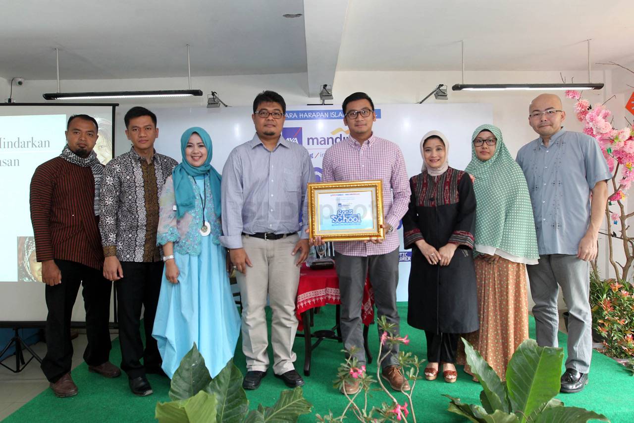 AXA Mandiri Goes to...
