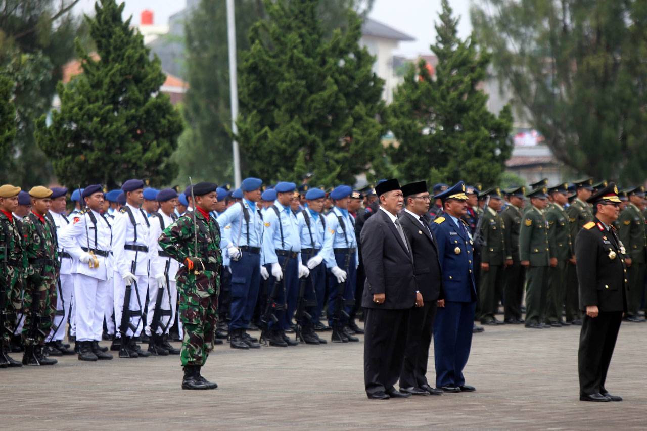 Peringatan Hari Pahlawan...