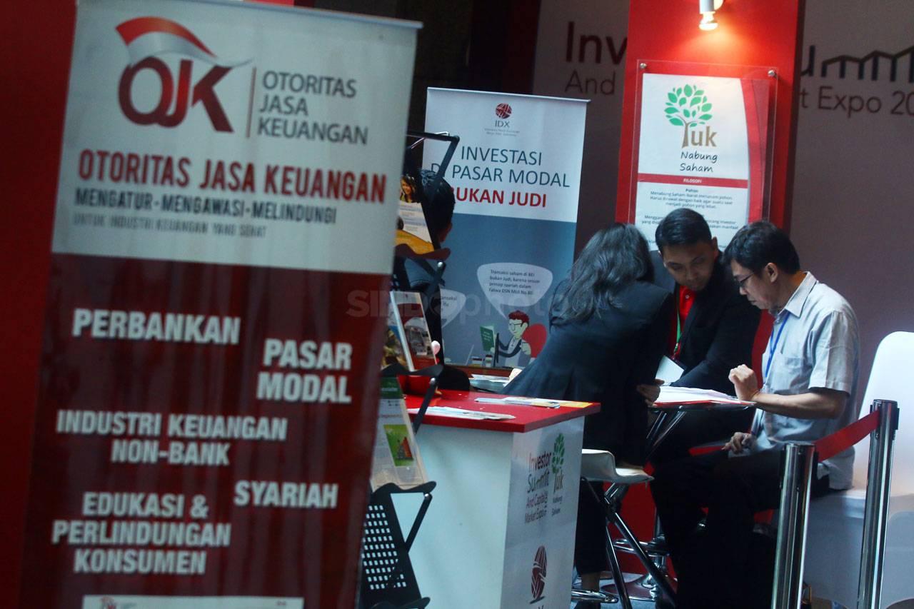 OJK Berikan Edukasi...