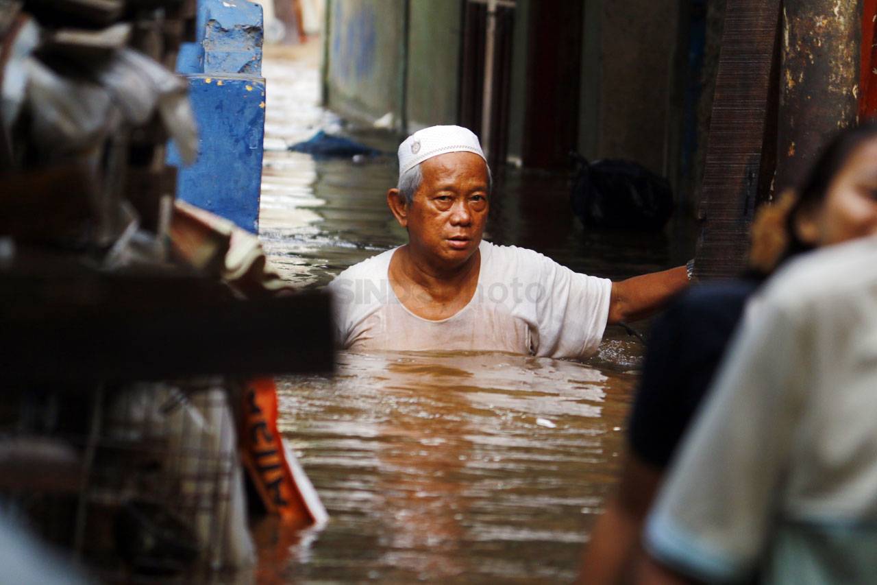 Kampung Pulo Masih Kebanjiran