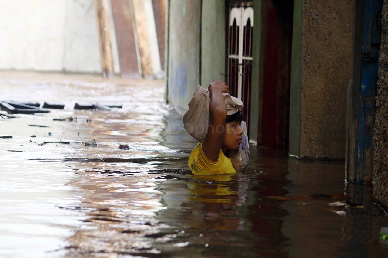 Kampung Pulo Masih Kebanjiran