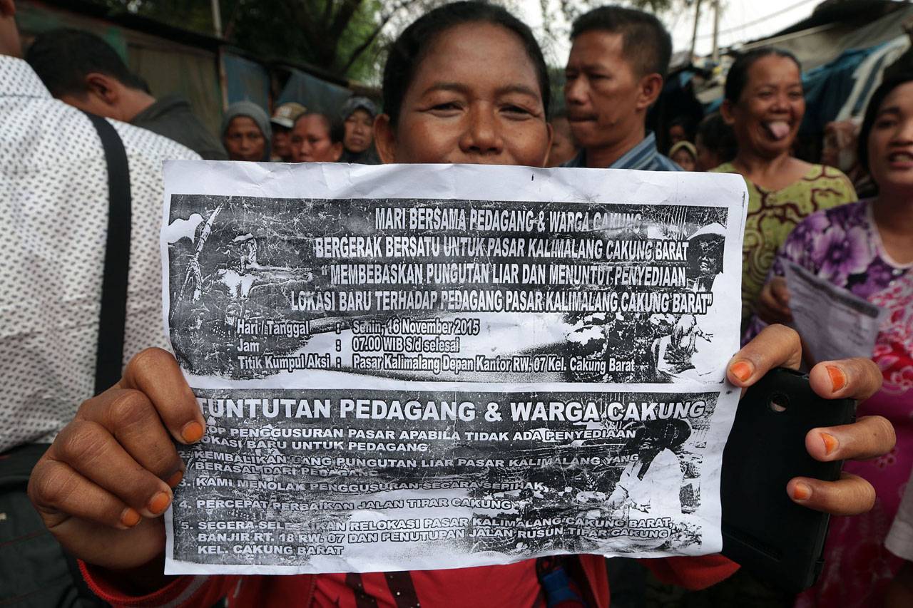 Pedagang Pasar Kalimalang...
