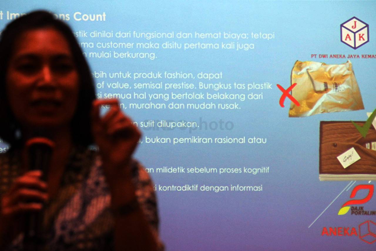 Retail Roadshow Aneka...