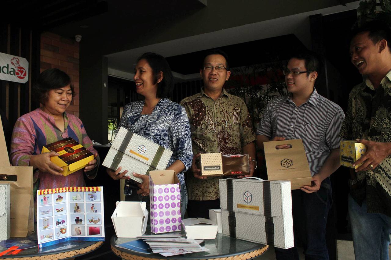 Retail Roadshow Aneka...