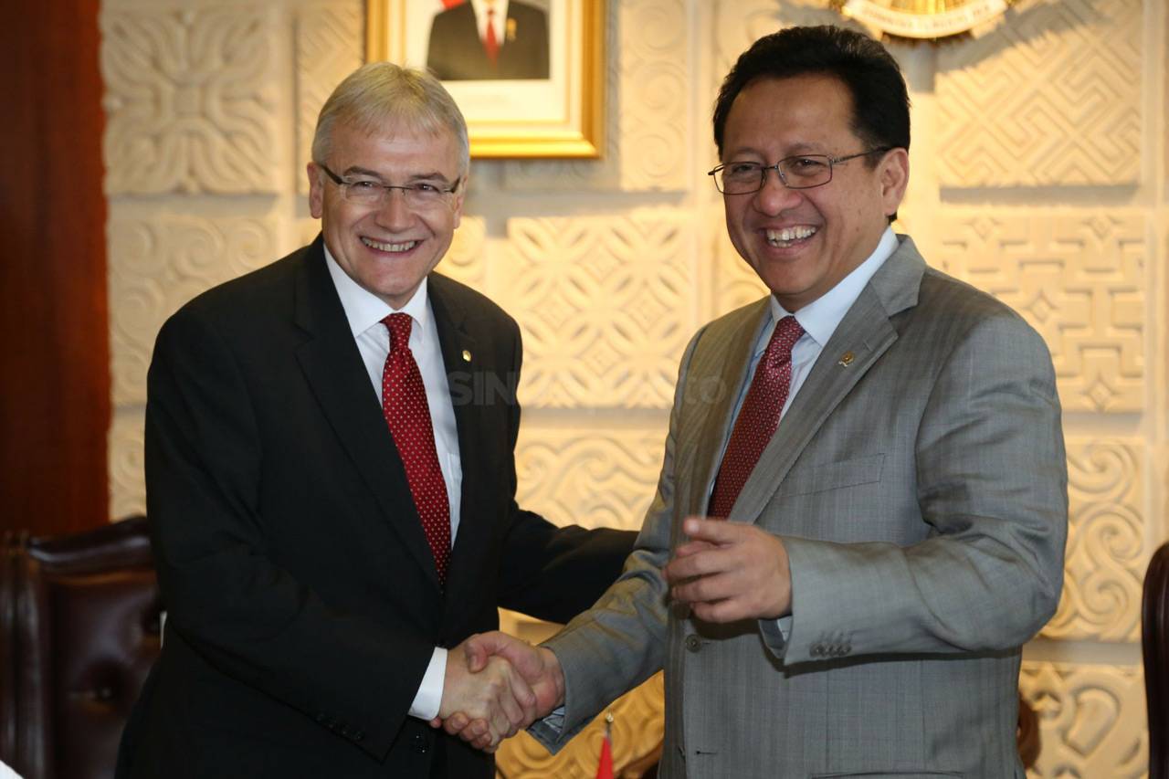 Ketua Parlemen Swiss...