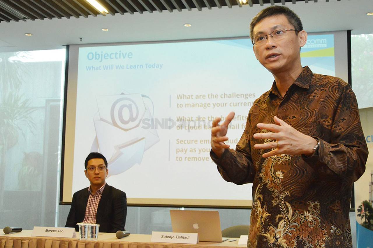 Datacomm dan Zimbra...