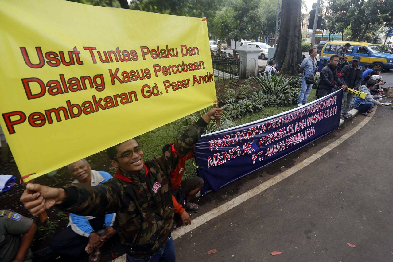 Pedagang Pasar Andir...
