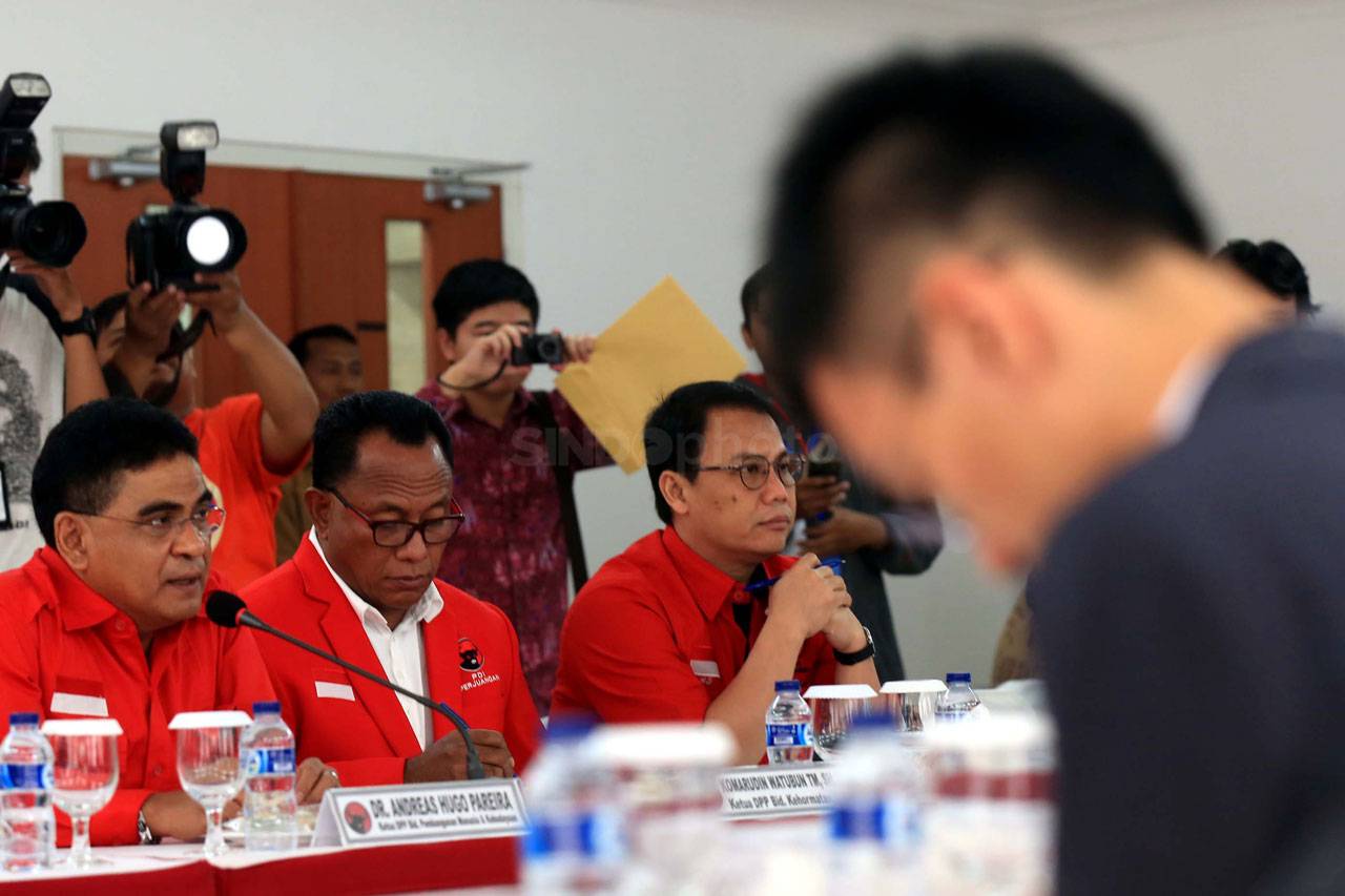 Partai Komunis Tiongkok...