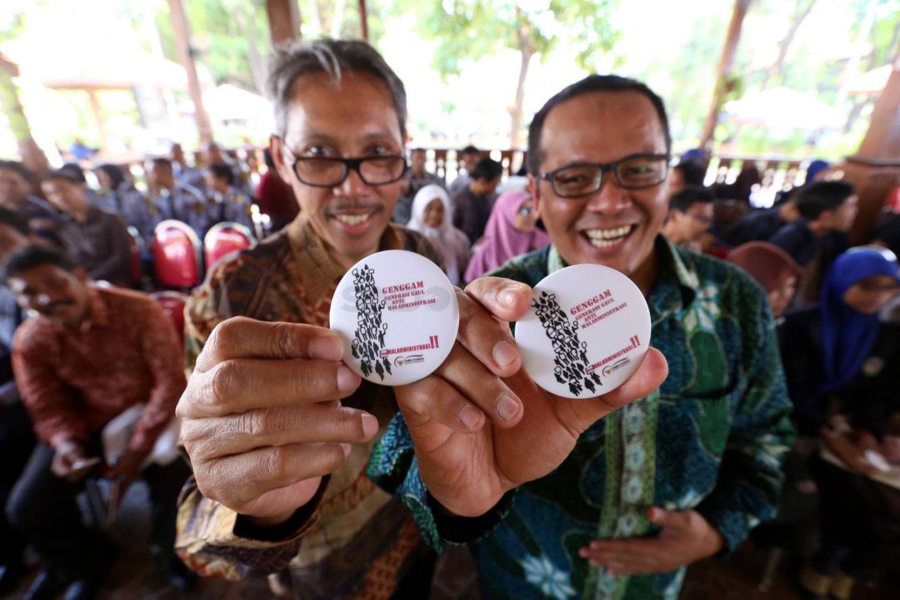 Ombudsman Goes To Campus...