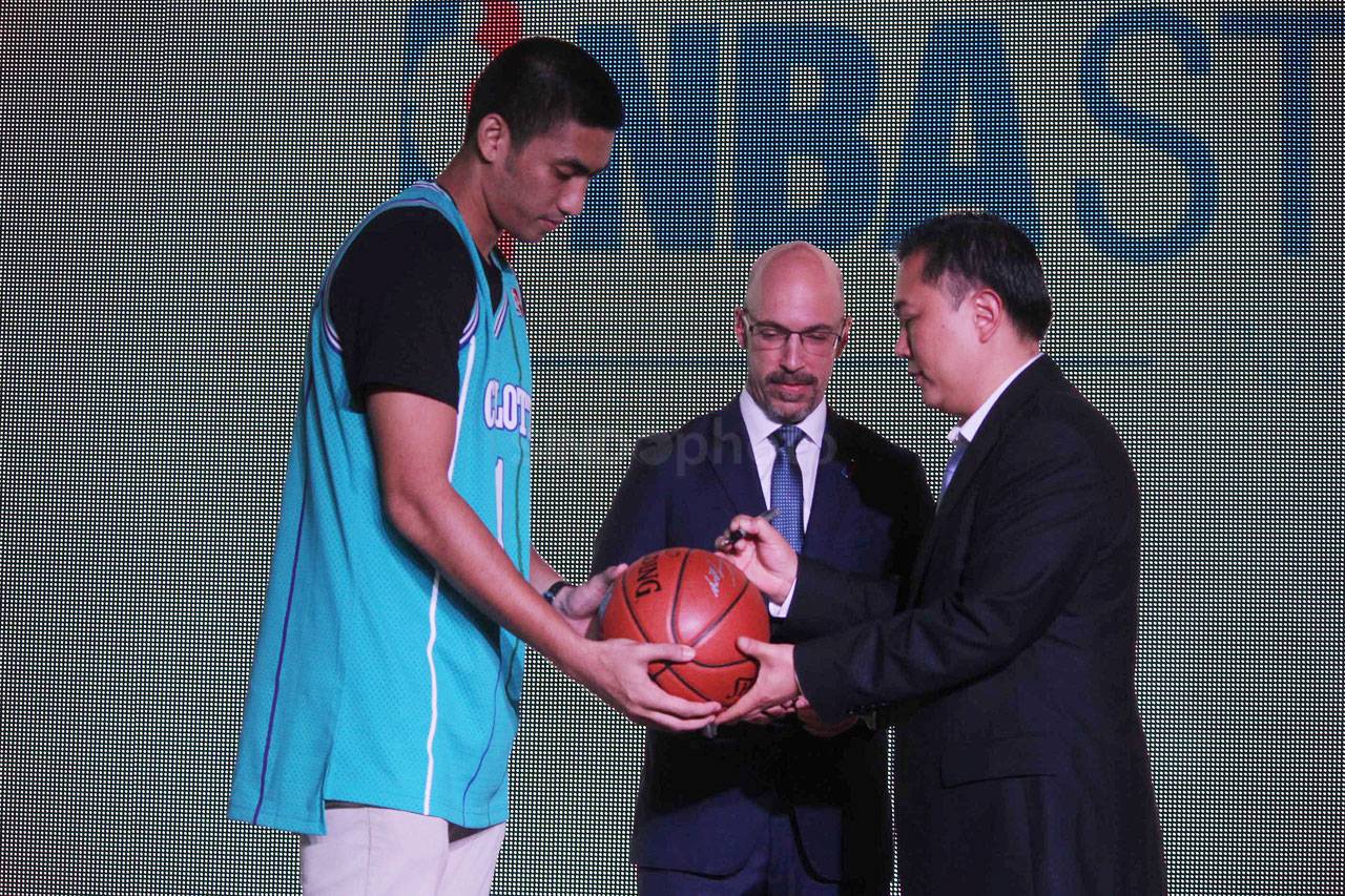 NBA dan Blibli.com Luncurkan...