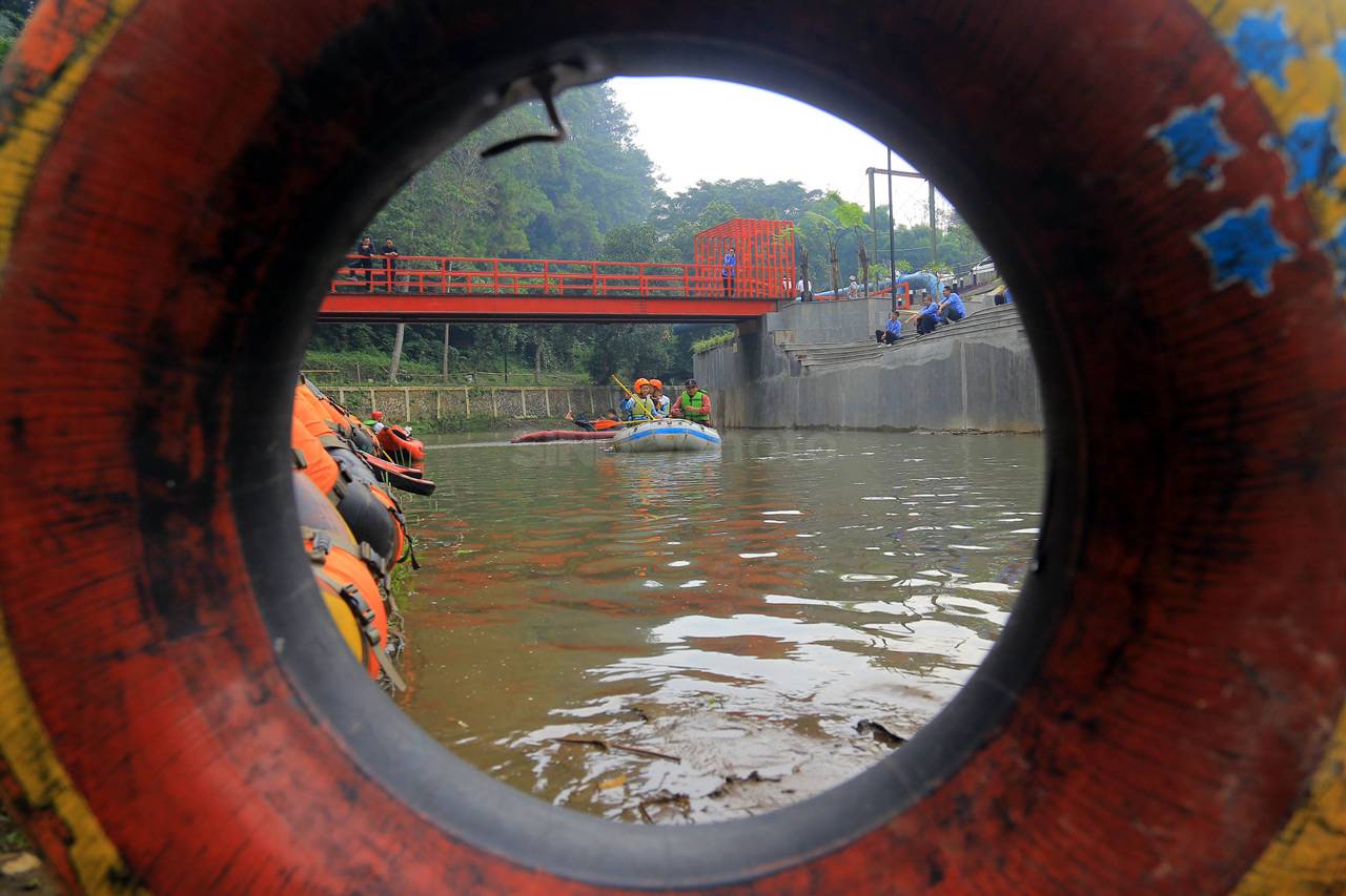 Aksi Bersih Sungai Cikapundung