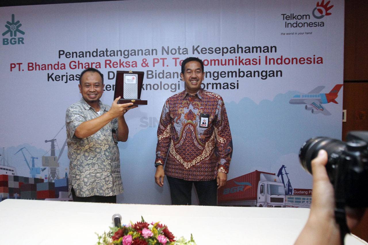 Kembangkan Sistem Distribusi...