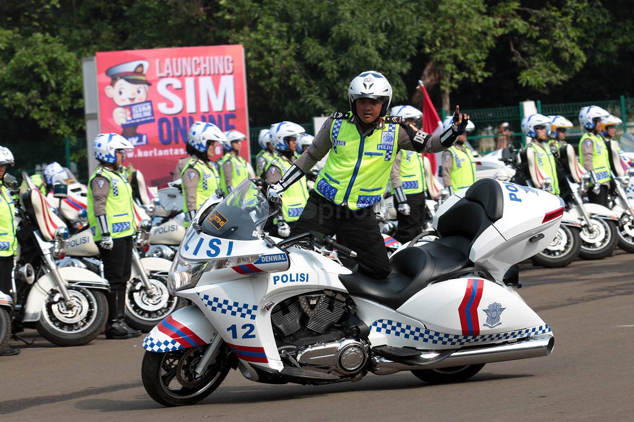 Polri Luncurkan Layanan...