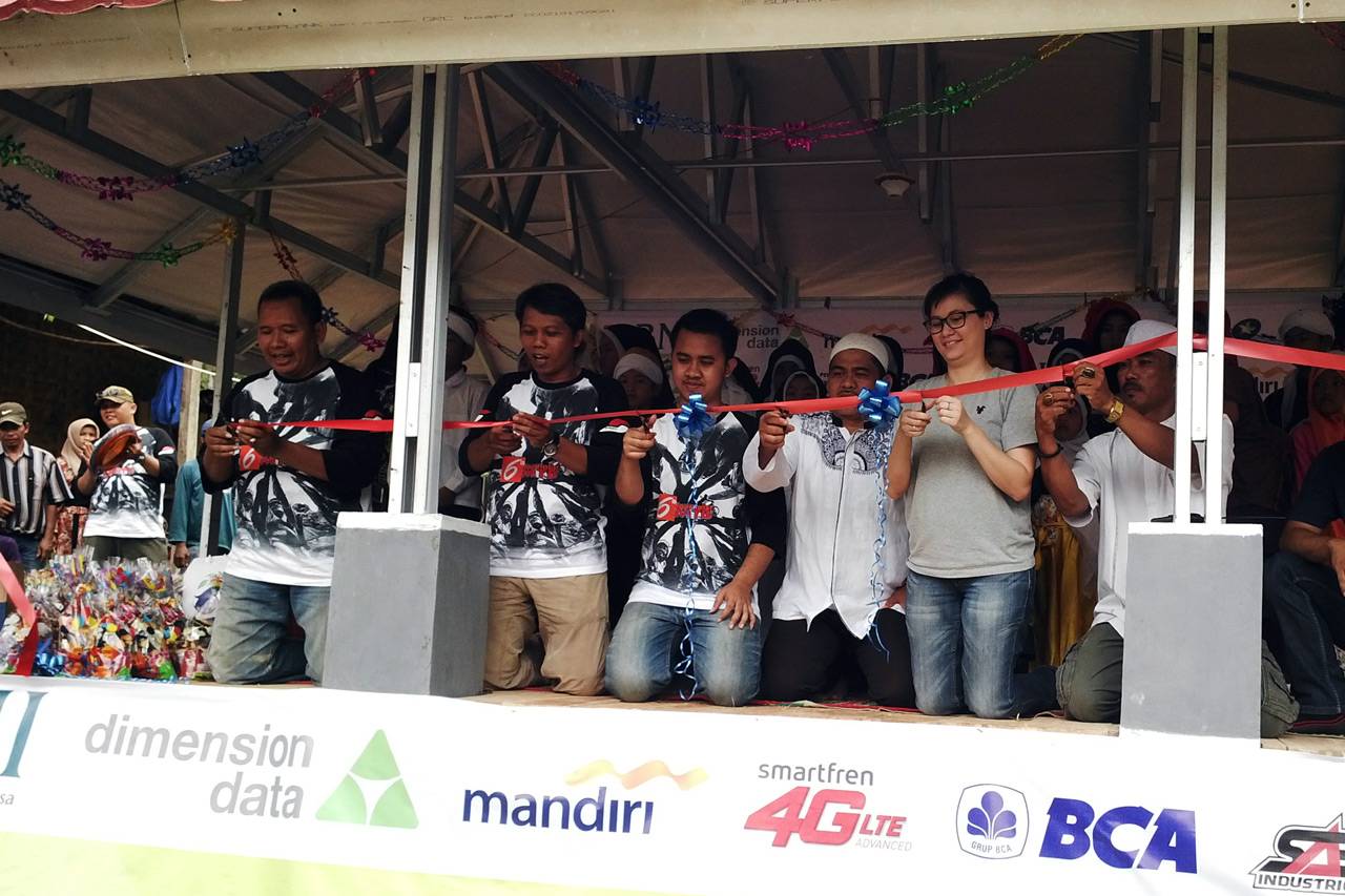 Rayakan HUT ke-6, Komunitas...