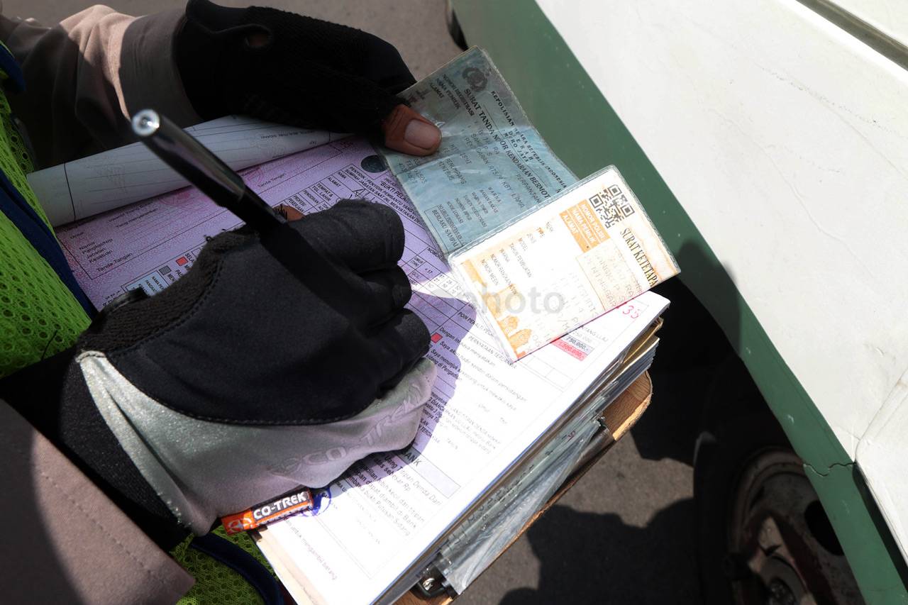 Polisi dan Dishub Gelar...