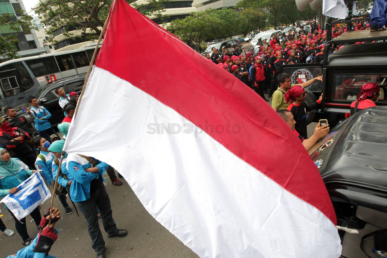 Buruh Desak KPK Tuntaskan...