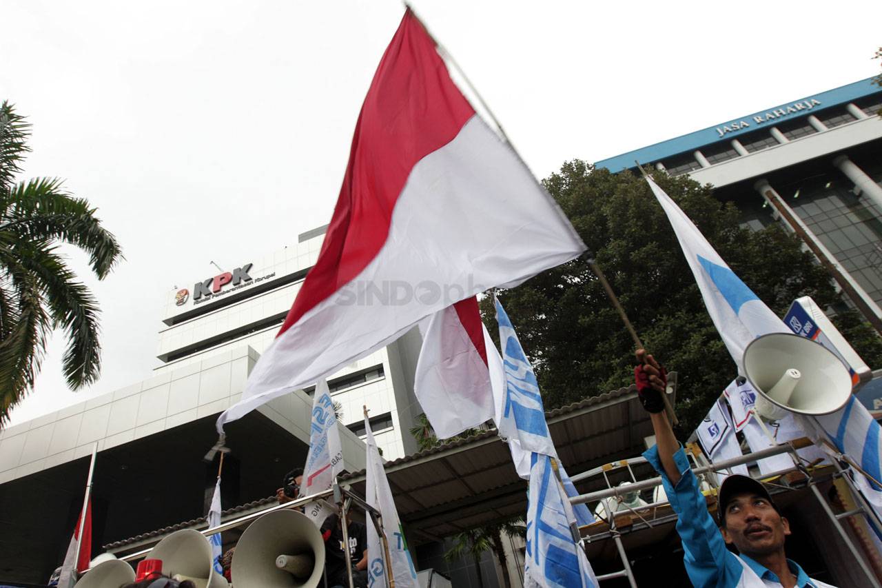 Buruh Desak KPK Tuntaskan...