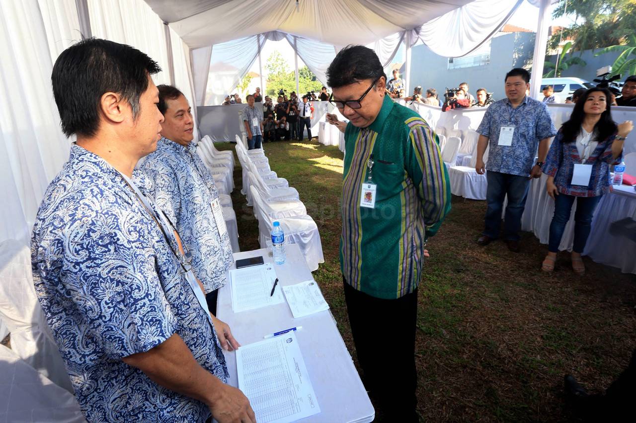 Mendagri Tinjau Pemungutan...