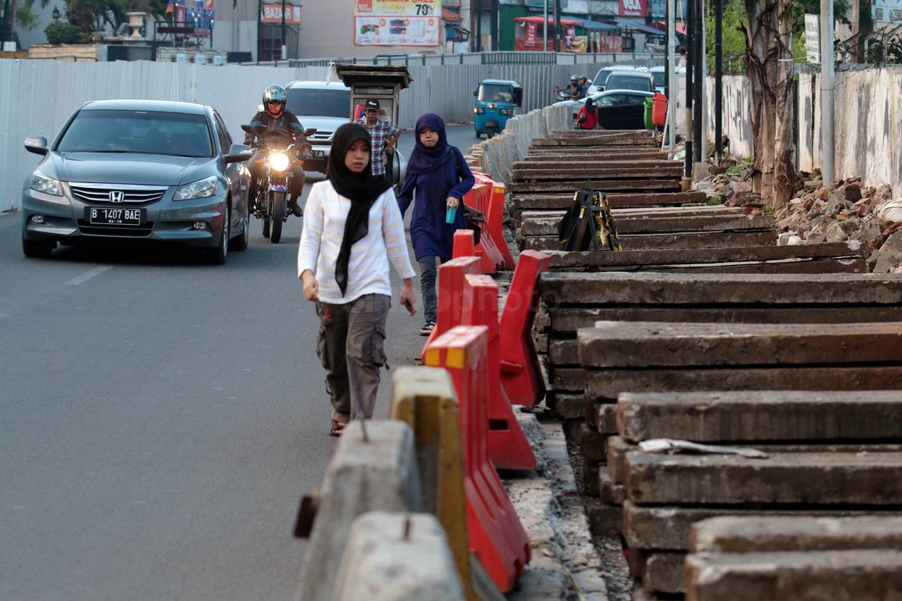 Lambannya Proyek Gorong-Gorong...