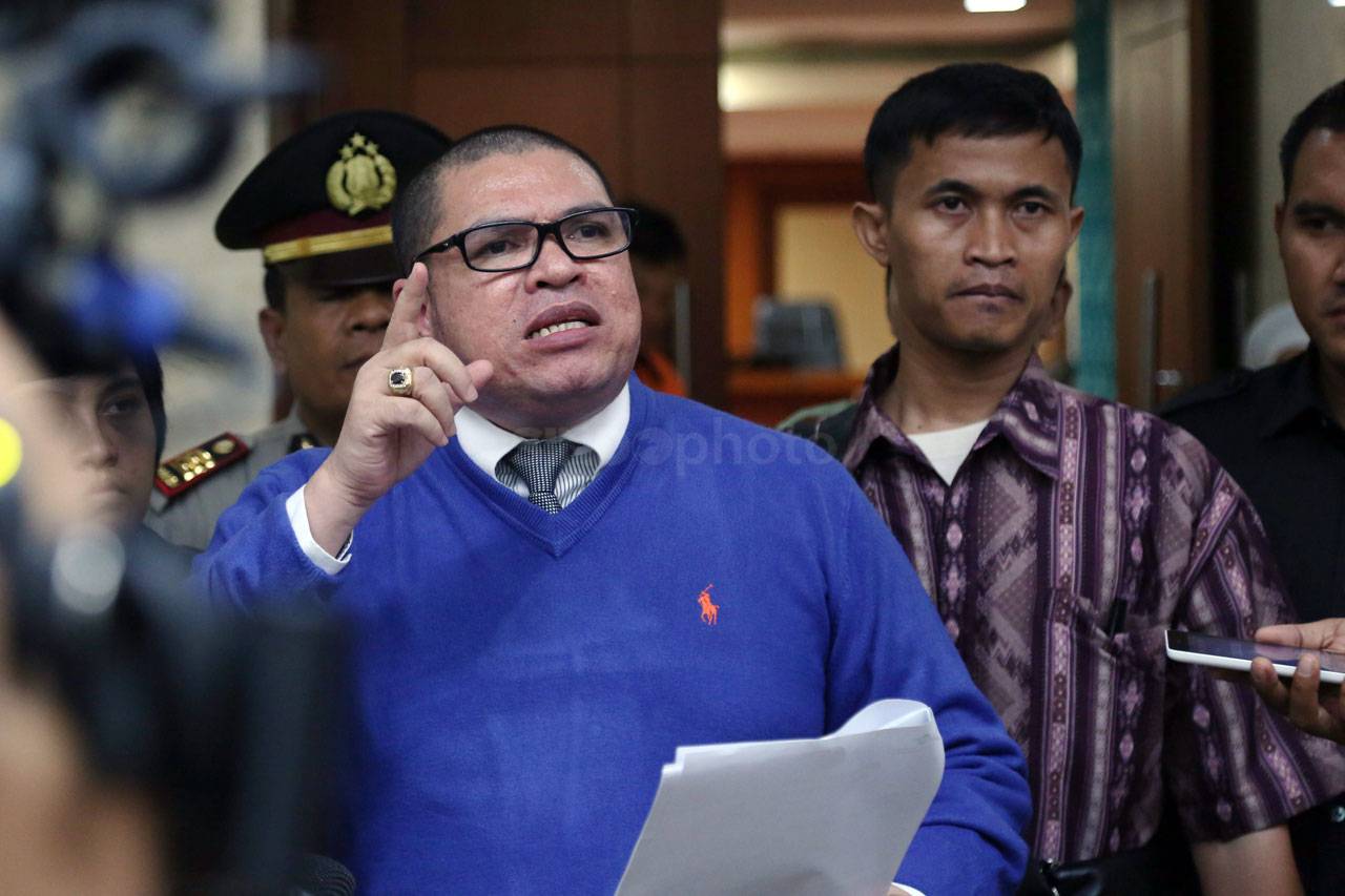 Setya Novanto Laporkan...