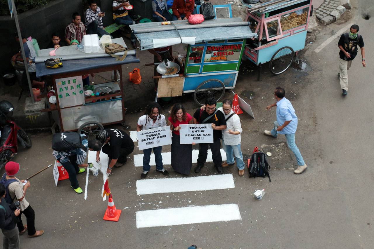 Aksi Koalisi Pejalan...