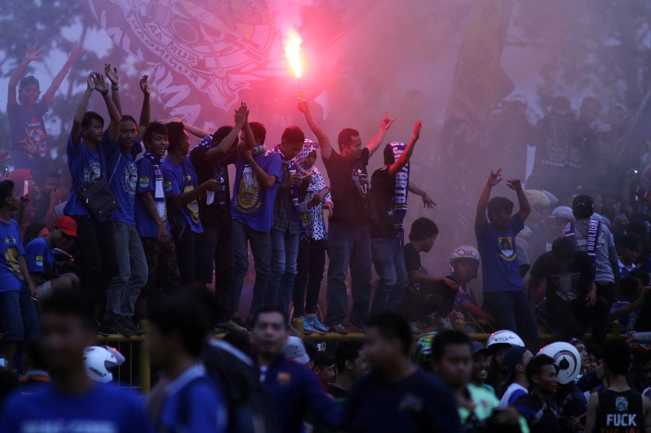 Ujicoba, Persib Gasak...
