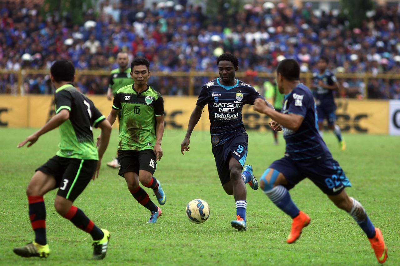Ujicoba, Persib Gasak...