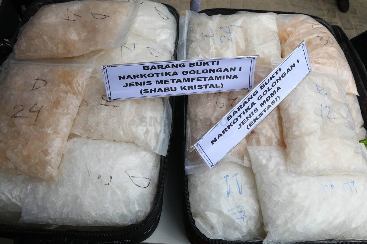BNN Musnahkan Barang...