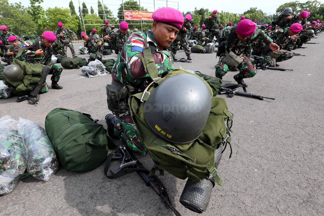 TNI Berangkatkan 130...