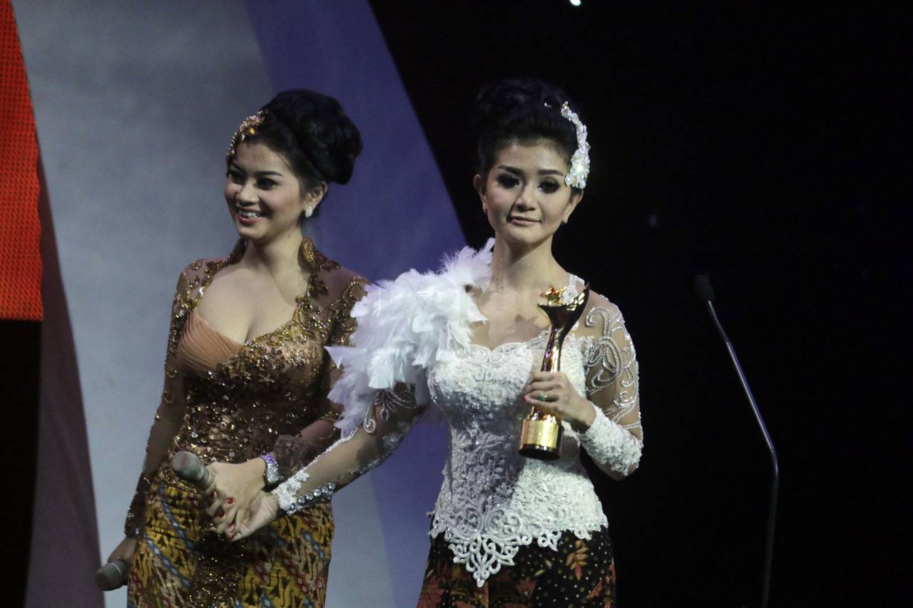 Anugerah Dangdut Indonesia...