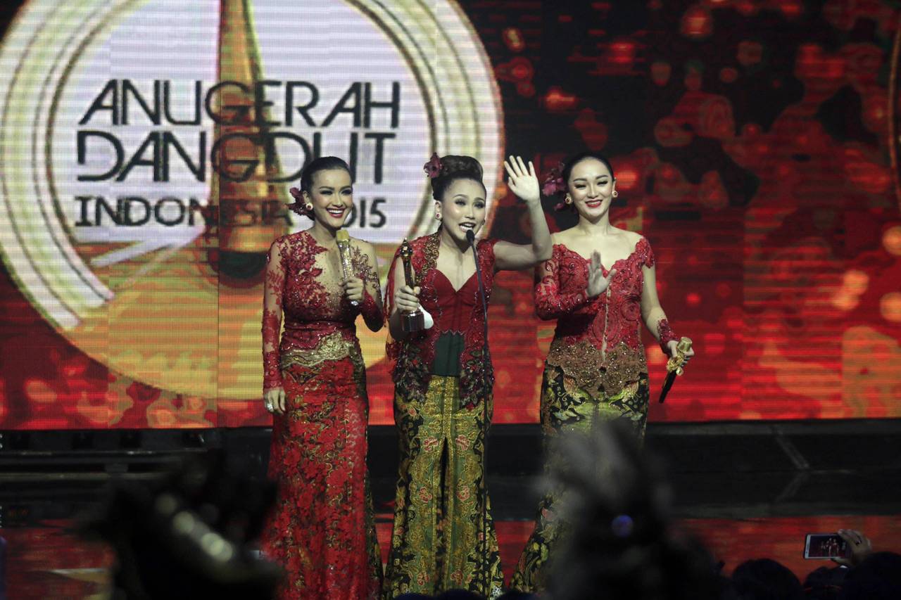 Anugerah Dangdut Indonesia...