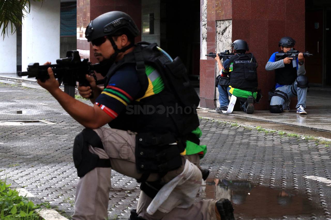Denjaka Selamatkan Sandera...