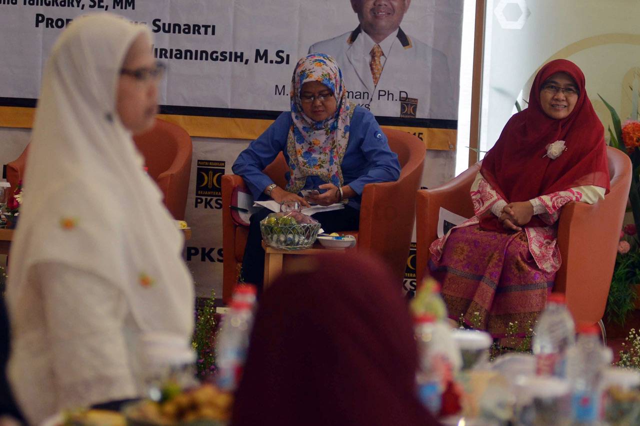 Talkshow Peran Ibu dalam...