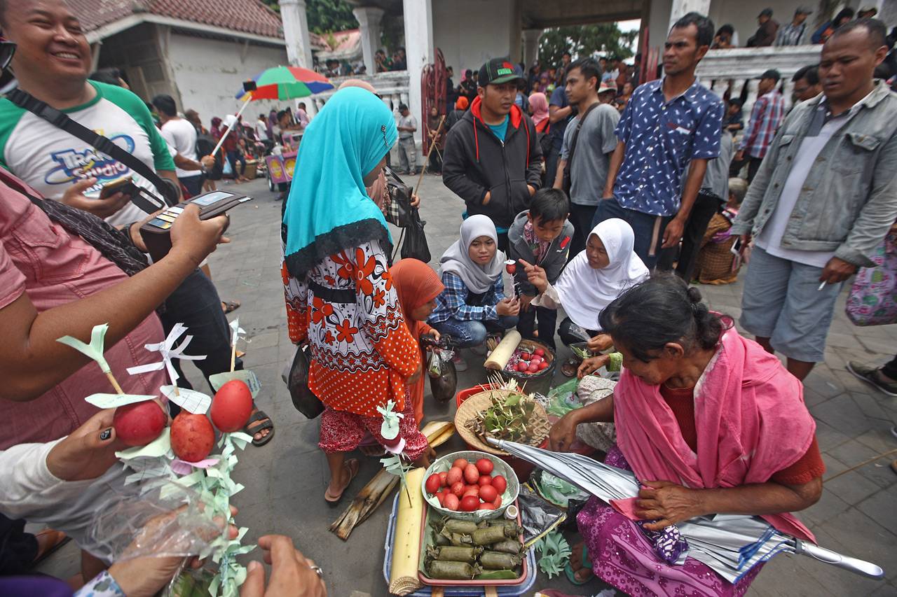 Pedagang Endog Abang...