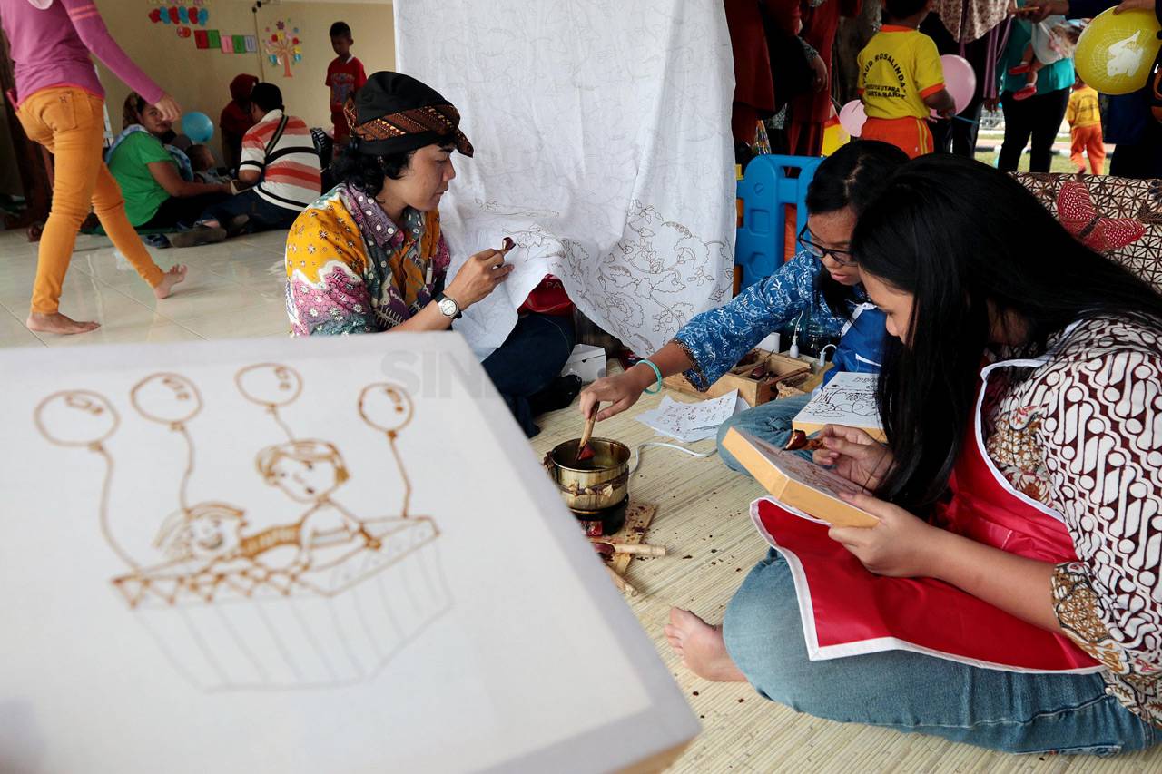 Ahok Resmikan RPTRA...