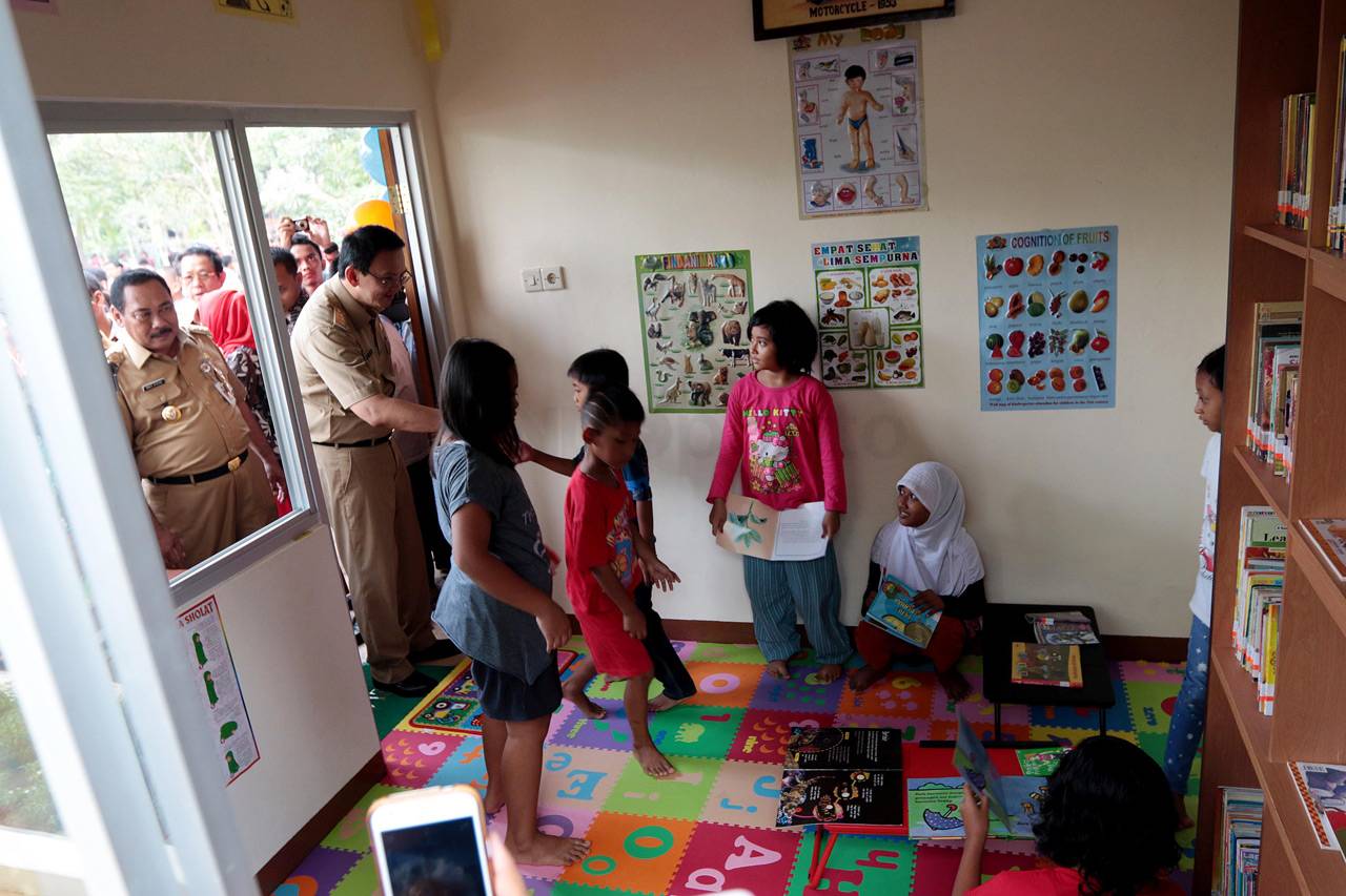 Ahok Resmikan RPTRA...