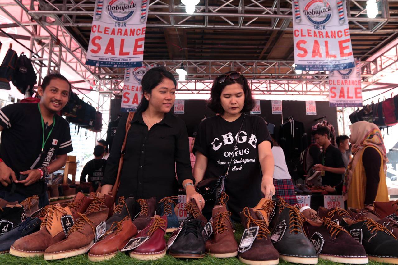 JakCloth Digelar di...