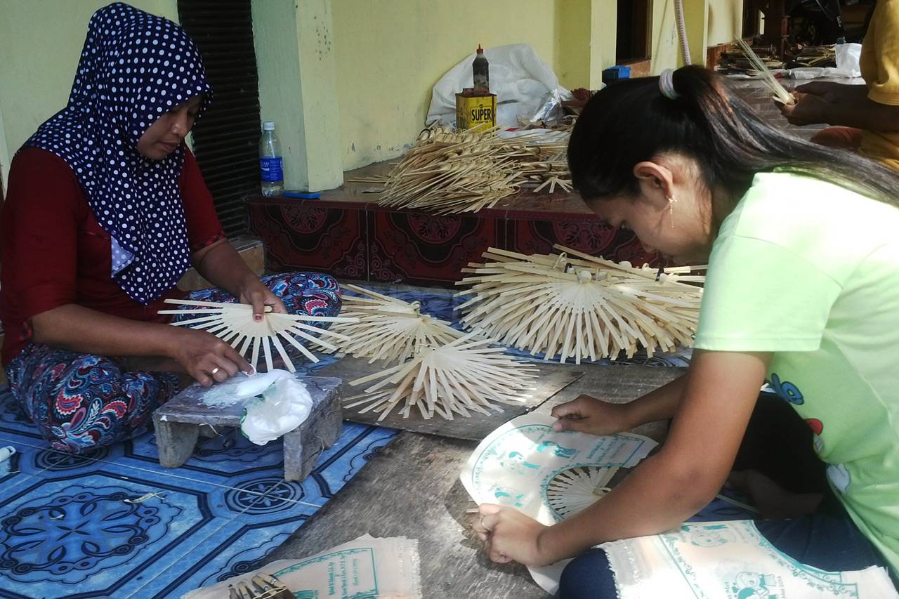 Kipas Tangan dari Bantul...